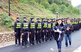 杭州“春浪”音樂節(jié),民泰保安在守候