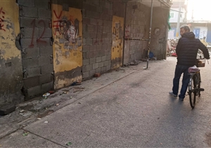 拒收賄賂樹正氣 堅(jiān)持原則受表揚(yáng) --高行市容隊(duì)員拒收賄賂