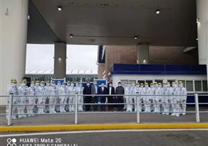 創(chuàng)始人馮中保看望慰問(wèn)公司駐浦東機(jī)場(chǎng)防疫輔助隊(duì)員