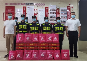 黃山市高新區(qū)新潭鎮(zhèn)領(lǐng)導(dǎo)慰問(wèn)宗保隊(duì)員