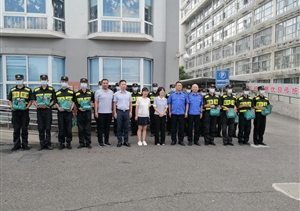 多項(xiàng)目甲方領(lǐng)導(dǎo)慰問宗保一線隊(duì)員