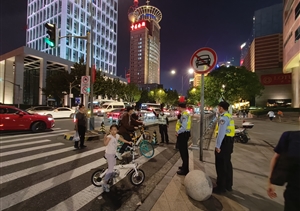 國(guó)慶假期堅(jiān)值守 助力護(hù)航保平安 —宗保公司員工參與國(guó)慶安保工作